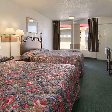 Super 8 By Wyndham Oklahoma Fairgrounds Μοτέλ Εξωτερικό φωτογραφία